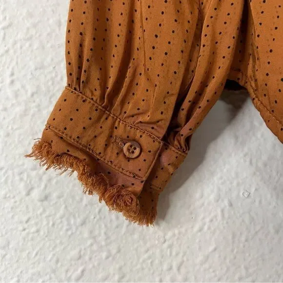 Cloth & Stone Ruffle Long Sleeve Blouse Size Small Dotted - Picture 7 of 8